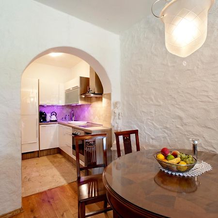 Villa Castello Rausch Valkarin ภายนอก รูปภาพ