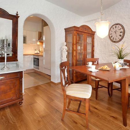 Villa Castello Rausch Valkarin ภายนอก รูปภาพ