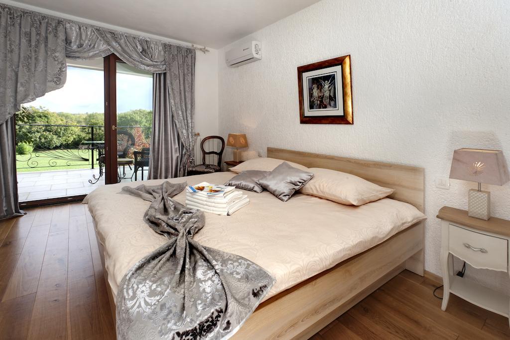 Villa Castello Rausch Valkarin ห้อง รูปภาพ