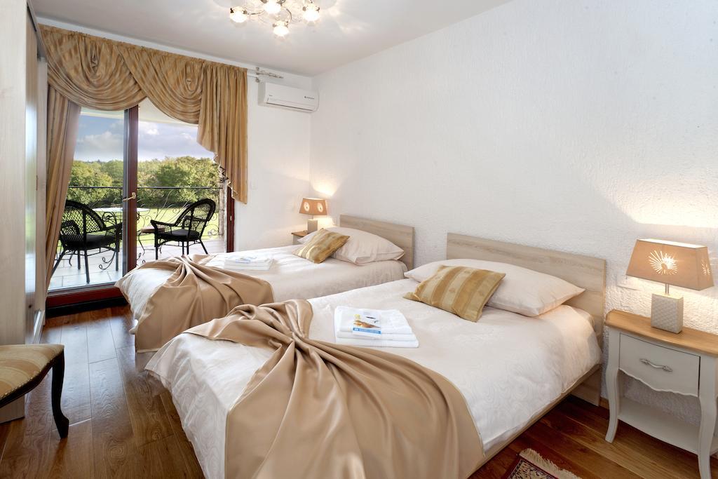 Villa Castello Rausch Valkarin ห้อง รูปภาพ