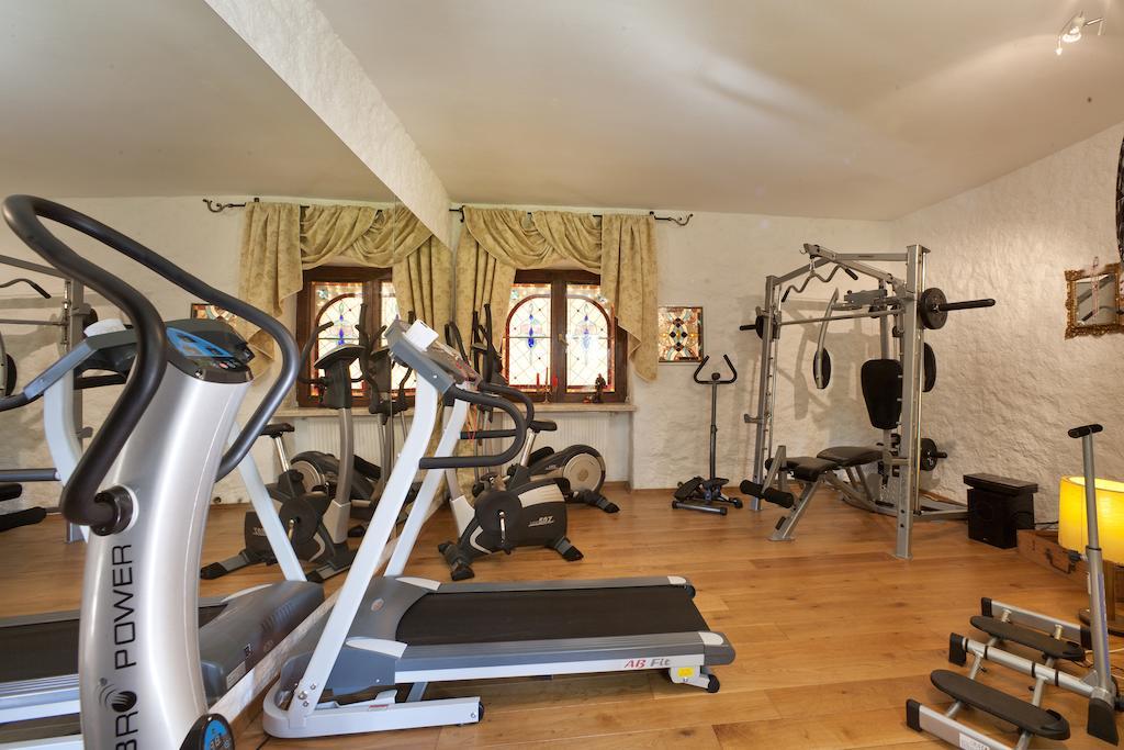 Villa Castello Rausch Valkarin ภายนอก รูปภาพ