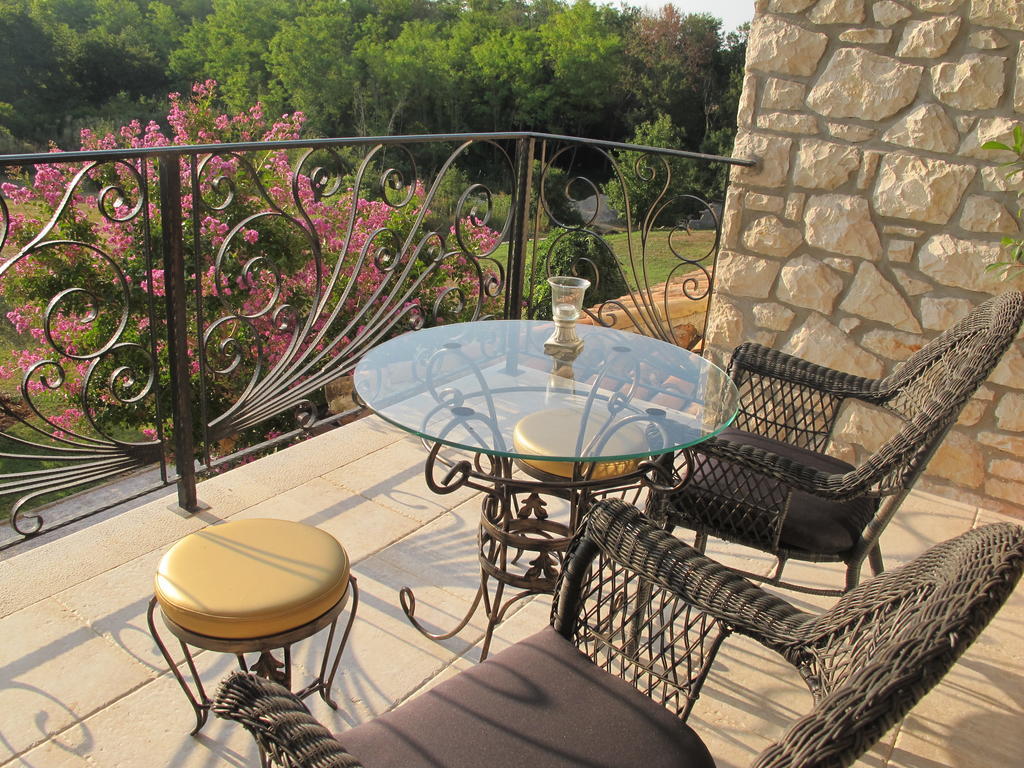 Villa Castello Rausch Valkarin ภายนอก รูปภาพ