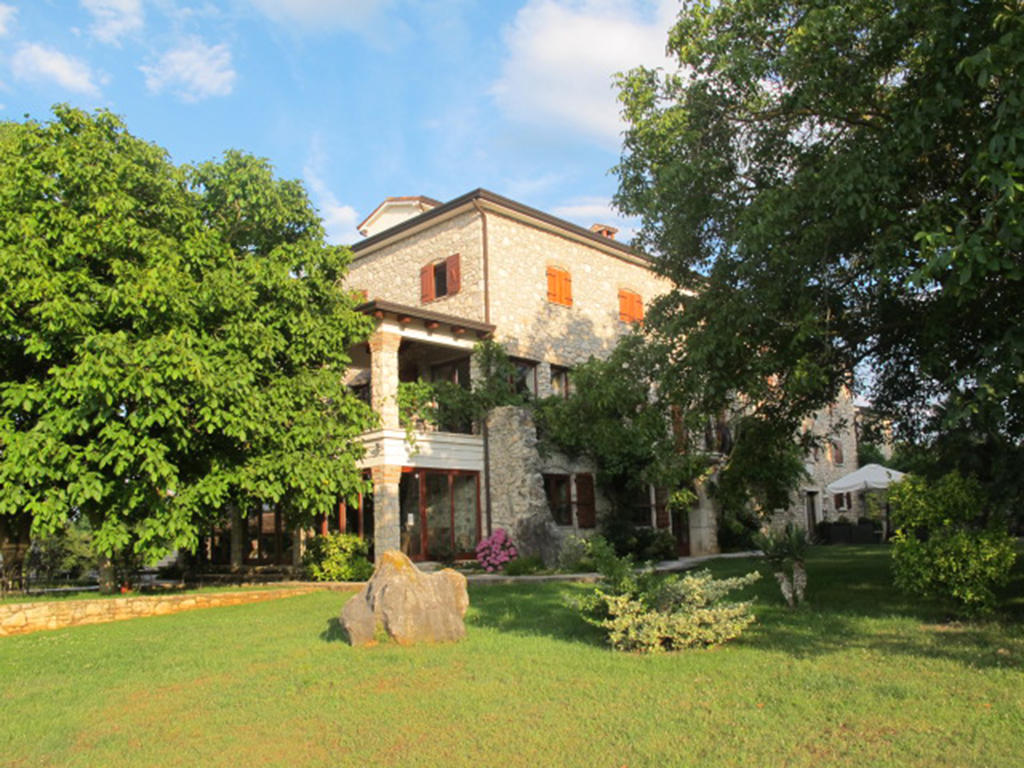Villa Castello Rausch Valkarin ภายนอก รูปภาพ